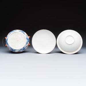 A pair of Chinese blue, white and iron-red 'Hong Fu Qi Tian 洪福齊天' warming bowls and covers — photo 7