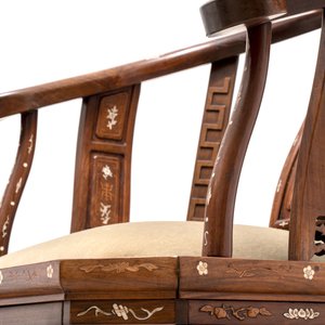 A pair of Chinese bone-inlaid hongmu chairs with dragons and phoenixes design, 20th C. — photo 10