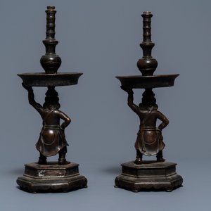 A pair of Chinese bronze candlesticks, Ming — photo 3