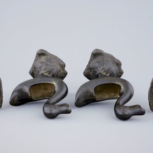 A pair of Chinese bronze duck-shaped incense burners, 18/19th C. — photo 6