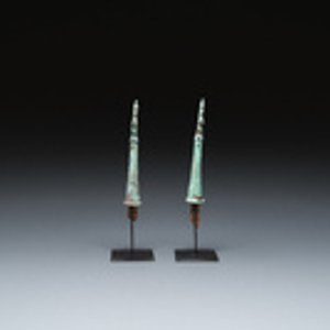 A pair of Chinese bronze finials, Warring States Period, 5th/3rd C. b.C. — 照片 2