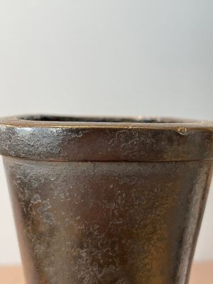 A pair of Chinese bronze 'hu' vases with Taotie design, Song/Yuan — 照片 15