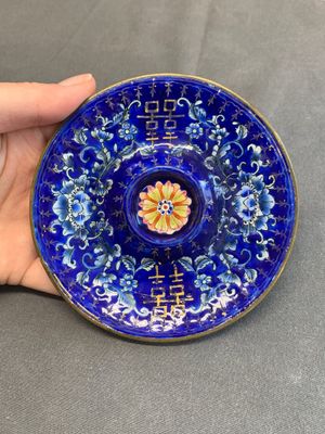 A pair of Chinese Canton enamel 'double happiness 囍' trembleuse cups and saucers, Qianlong/Jiaqing — 照片 8