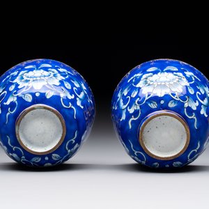A pair of Chinese Canton enamel 'double happiness 囍' trembleuse cups and saucers, Qianlong/Jiaqing — 照片 8