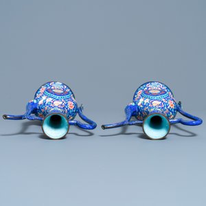 A pair of Chinese Canton enamel ewers for the Vietnamese market, 1st half 19th C. — photo 7
