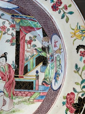 A pair of Chinese Canton enamel 'Fengyiting 鳳儀亭' plates, Yongzheng — foto 4