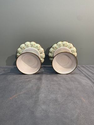 A pair of Chinese Canton enamel marriage bowls on stems, Yongzheng — 照片 8