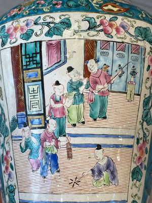 A pair of Chinese Canton enamel vases with narrative design, 19th C. — photo 19