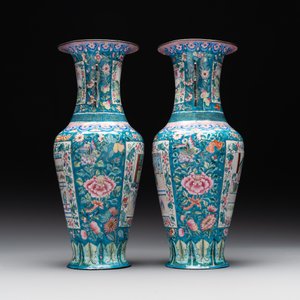 A pair of Chinese Canton enamel vases with narrative design, 19th C. — photo 4