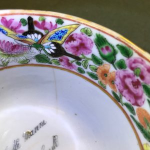 A pair of Chinese Canton famille rose cups and saucers inscribed for Van Speyk and dated 1831 — photo 37
