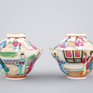 A pair of Chinese Canton famille rose cups, saucers and covers, Daoguang, 19th C. — photo 4