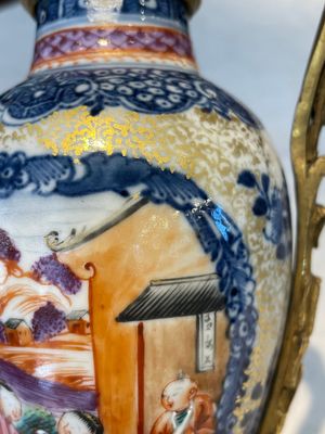 A pair of Chinese Canton famille rose 'mandarin subject' vases with gilt bronze mounts, Qianlong — foto 15