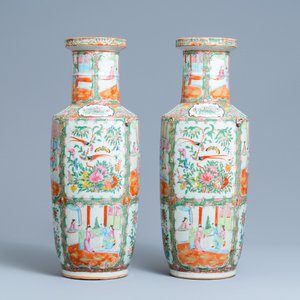 A pair of Chinese Canton famille rose rouleau vases, 19th C. — 照片 4