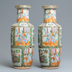 A pair of Chinese Canton famille rose rouleau vases, 19th C. — photo 3