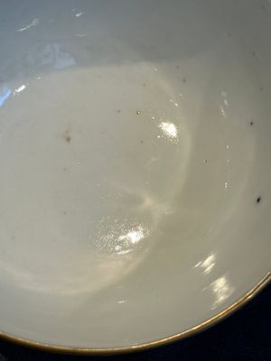 A pair of Chinese Canton famille rose two-handled bowls and covers with narrative design, Daoguang mark and of the period — photo 20