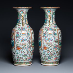 A pair of Chinese Canton famille rose vases, 19th C. — 照片 4