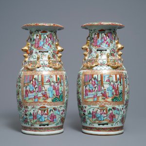 A pair of Chinese Canton famille rose vases and a bowl, 19th C. — 照片 4