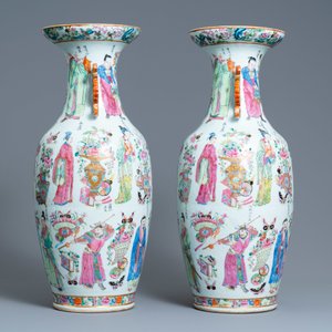 A pair of Chinese Canton famille rose 'Wu Shuang Pu' vases, 19th C. — photo 4