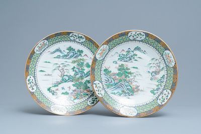 A pair of Chinese Canton famille verte dishes with fine landscapes, 19th C.
