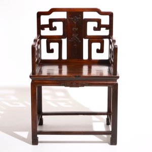 A pair of Chinese carved hardwood chairs, 19th C. — photo 11