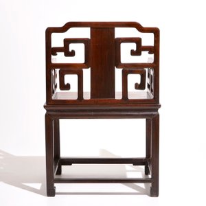 A pair of Chinese carved hardwood chairs, 19th C. — photo 4