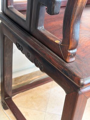 A pair of Chinese carved hongmu armchairs, 19th C. — foto 11