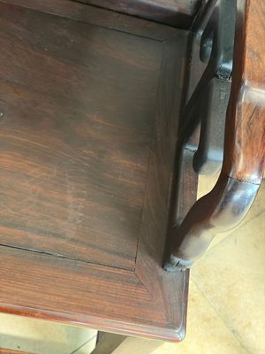A pair of Chinese carved hongmu armchairs, 19th C. — foto 20