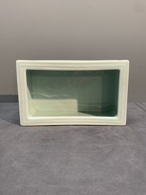 A pair of Chinese celadon-glazed jardinières, Yongzheng mark, Republic — photo 5