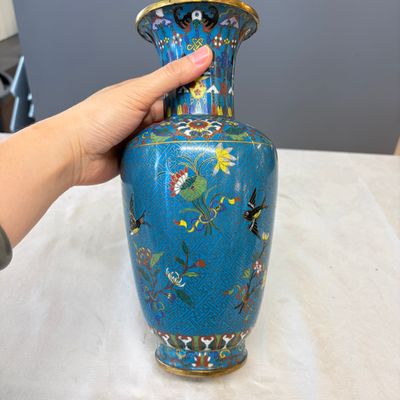 A pair of Chinese cloisonné 'Birds Among Flowering Branches' vases — photo 12