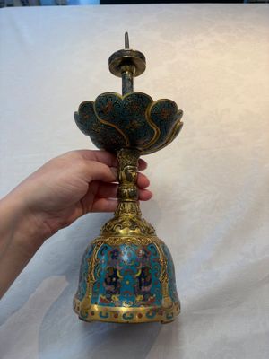 A pair of Chinese cloisonné candle holders, 19th C. — 照片 11