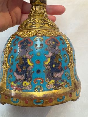A pair of Chinese cloisonné candle holders, 19th C. — 照片 5
