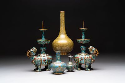 A pair of Chinese cloisonné candlesticks and three vases, 19/20th C.