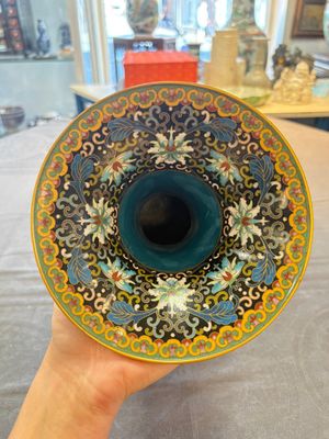 A pair of Chinese cloisonné 'cranes' vases, Republic — 照片 5