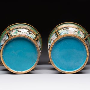 A pair of Chinese cloisonné 'cranes' vases, Republic — 照片 6