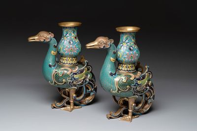 A pair of Chinese cloisonné duck-form vases, 19/20th C.