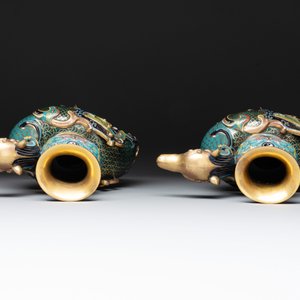 A pair of Chinese cloisonné duck-form vases, 19/20th C. — foto 6