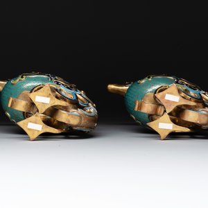 A pair of Chinese cloisonné duck-form vases, 19/20th C. — foto 7