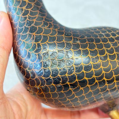 A pair of Chinese cloisonné enamel quail-form incense burners and covers — foto 12