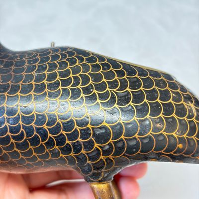 A pair of Chinese cloisonné enamel quail-form incense burners and covers — foto 13