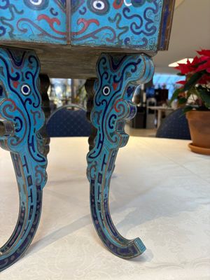 A pair of Chinese cloisonné 'Fangding' censers and covers with Taotie design on carved wooden stands, 19th C. — photo 13