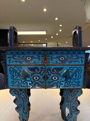 A pair of Chinese cloisonné 'Fangding' censers and covers with Taotie design on carved wooden stands, 19th C. — photo 14
