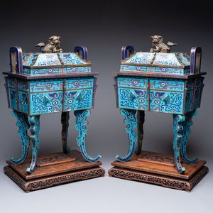 A pair of Chinese cloisonné 'Fangding' censers and covers with Taotie design on carved wooden stands, 19th C. — photo 1