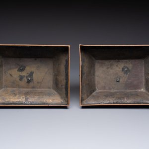 A pair of Chinese cloisonné 'Fangding' censers and covers with Taotie design on carved wooden stands, 19th C. — photo 9