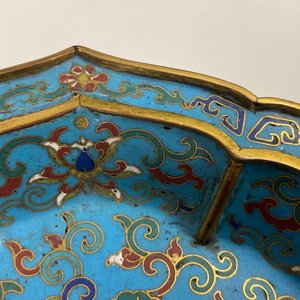 A pair of Chinese cloisonné flower-shaped dishes, Qianlong — 照片 17