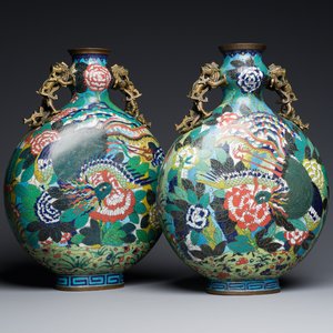 A pair of Chinese cloisonné moon flask vases, 'bianhu', Jiaqing — 照片 1