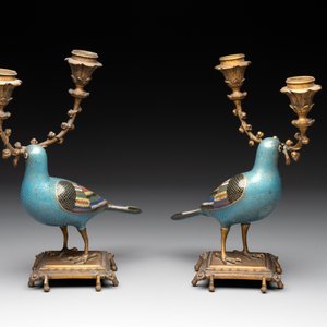 A pair of Chinese cloisonné pigeons mounted as candelabras, 19th C. — photo 5