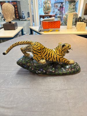 A pair of Chinese cloisonné tigers, Republic — photo 1