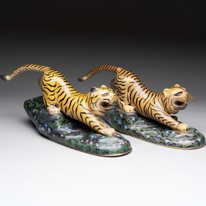 A pair of Chinese cloisonné tigers, Republic — photo 3