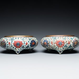 A pair of Chinese cloisonné tripod censers, Fang Ming mark, Qing — 照片 2