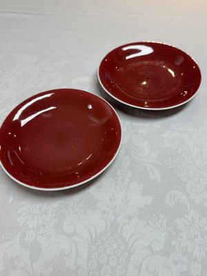 A pair of Chinese copper-red-glazed plates, Qianlong mark and of the period — 照片 1